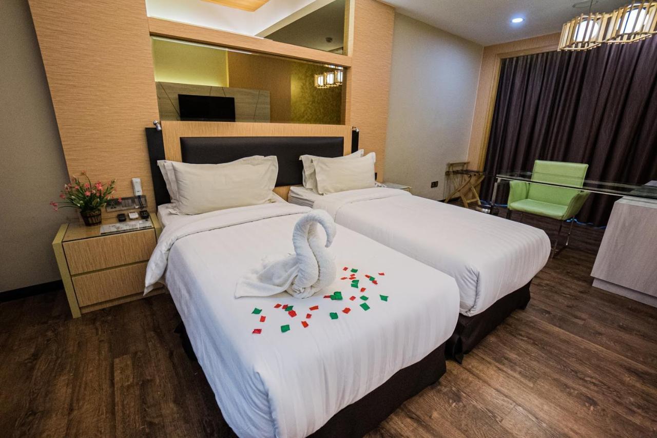 JC Mark Hotel Bintulu Buitenkant foto