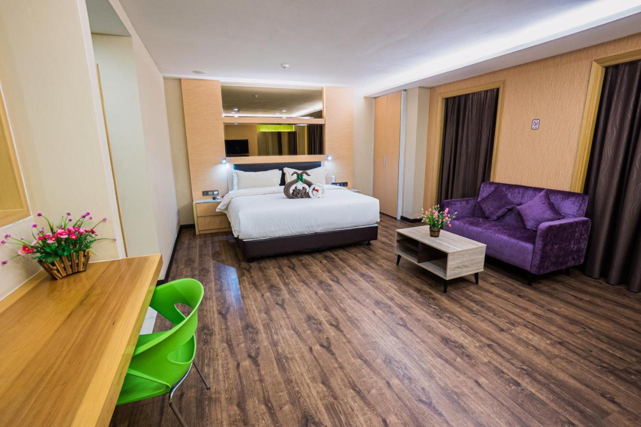 JC Mark Hotel Bintulu Buitenkant foto